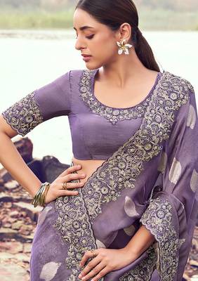 purple tissue silk blend blend jacquard woven with embroidered border saree with blouse 2