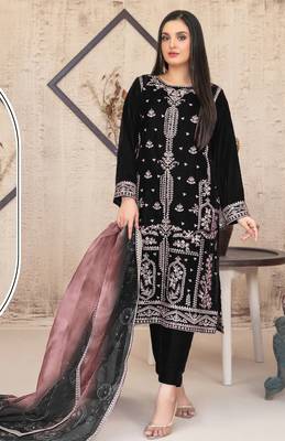 Black velvet suit with embroidery sequin  1