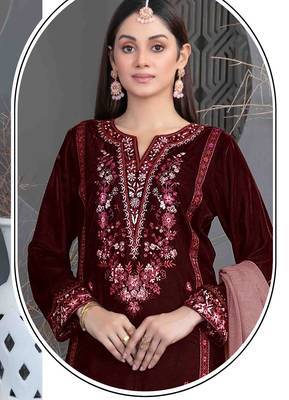 Maroon velvet suit with embroidery sequin  2