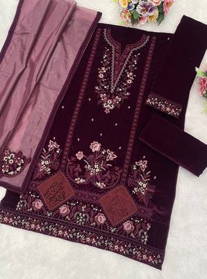Purple velvet suit with embroidery sequin  3