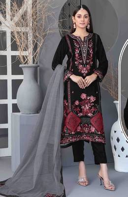 Black velvet suit with embroidery sequin  1