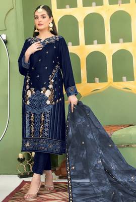 Navy blue velvet suit with embroidery sequin  1