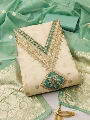 women mind green salwar suit dress material 2