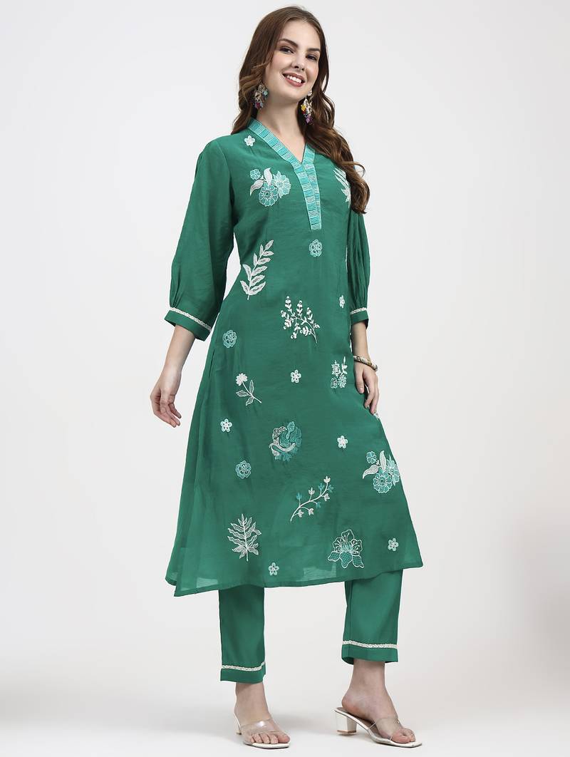 green mul chanderi thread work sequins work straight kurta trouser dupatta set