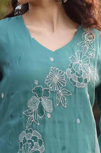 turquoise blue mul chanderi kantha work kurta dupatta pant set