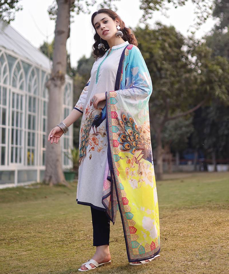 white pure cotton ethnic motifs pakistani style kurta trouser dupatta set