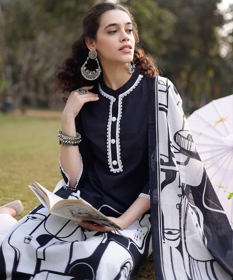 black pure cotton ethnic motifs pakistani style kurta trouser dupatta set