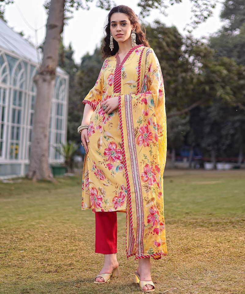 yellow floral print lensing straight kurta trouser dupatta set