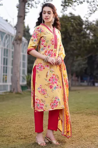 yellow floral print lensing straight kurta trouser dupatta set
