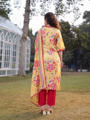 yellow floral print lensing straight kurta trouser dupatta set 3