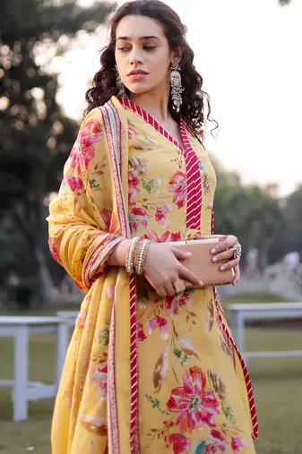 yellow floral print lensing straight kurta trouser dupatta set
