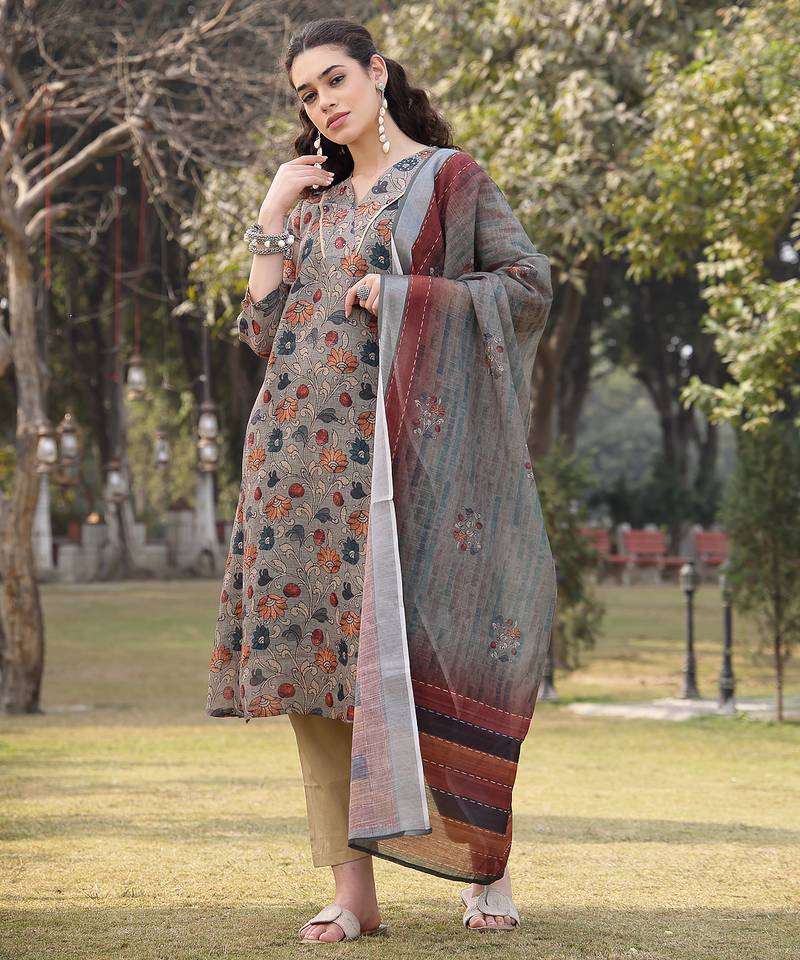 green floral print lilen a line have a lining kurta trouser dupatta set