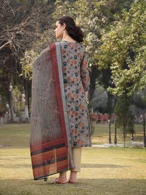 green floral print lilen a line have a lining kurta trouser dupatta set 3