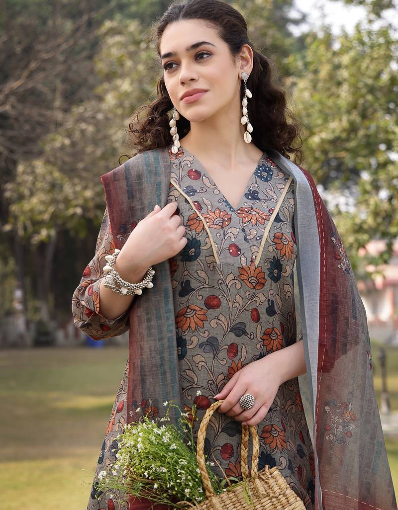 green floral print lilen a line have a lining kurta trouser dupatta set