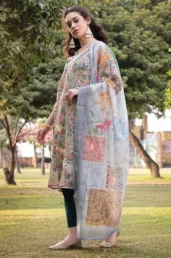 grey floral print lilen a line have a lining kurta trouser dupatta set