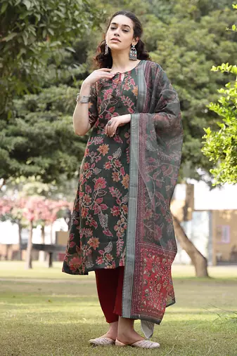 green linen flare kurta trouser dupatta set