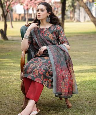 green linen flare kurta trouser dupatta set 5