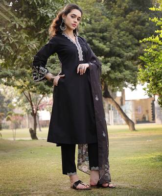 black pure cotton a-line kurta pants dupatta set 2