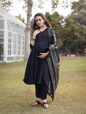 cotton black materinty kurta set 1