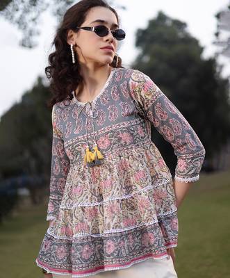  cotton white flare top 5