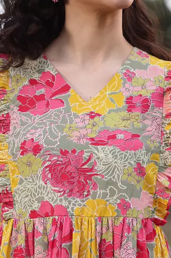  green cotton floral print gathered or pleated materinty dress