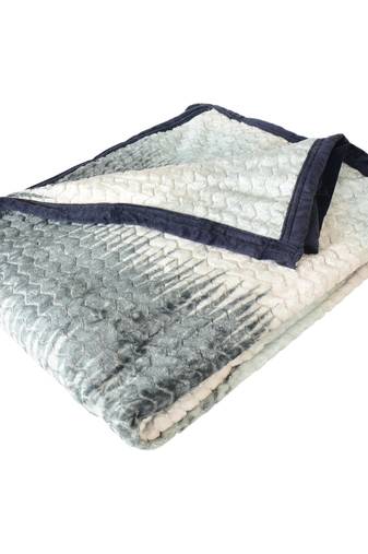 Ajanta handloom house single flannel blanket | comforter for ac/winter -white navy