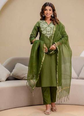 green cotton embroidered kurta set 1
