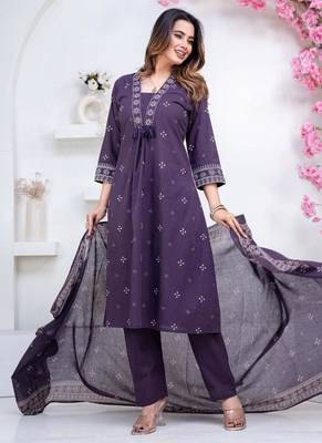 Navy cotton embroidered kurta set 2