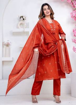 Pink cotton embroidered kurta set 1