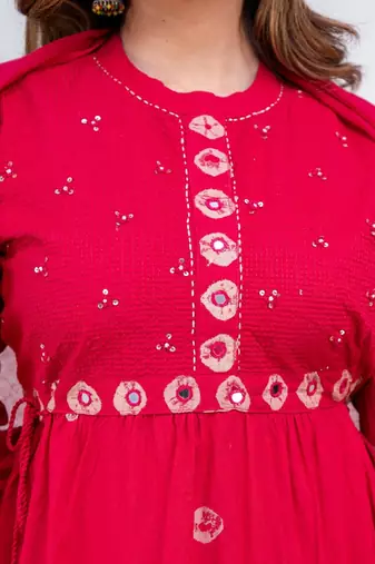 Pink cotton embroidered kurta set