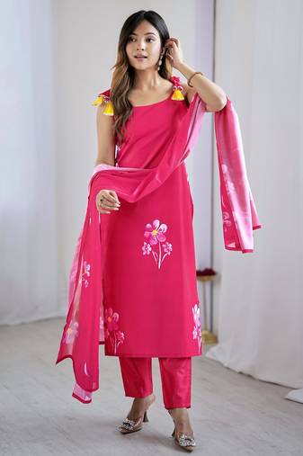 Women floral printed regular kurta with trousers & with dupatta