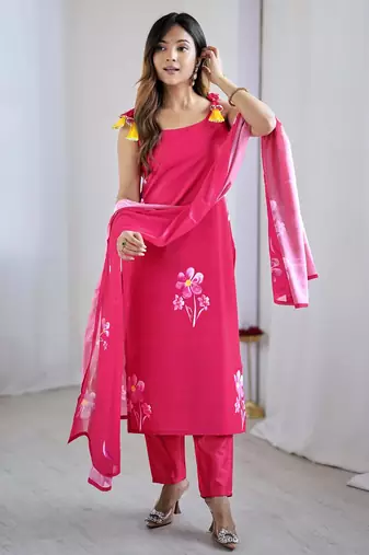Women floral printed regular kurta with trousers & with dupatta