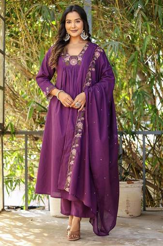Women floral embroidered tiered thread work kurta with palazzos & with dupatta