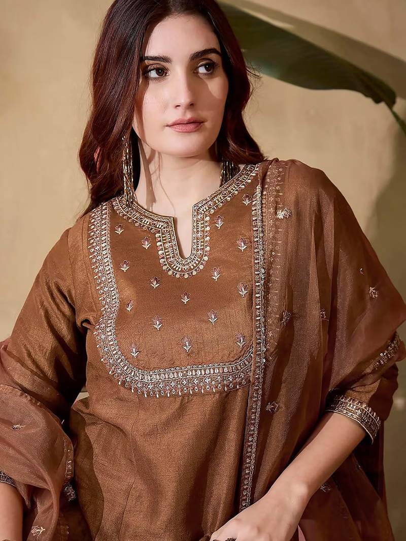 Women ethnic motifs embroidered regular thread work kurta with trousers & with dupatta