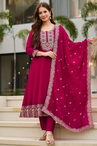 Women ethnic motifs embroidered panelled kurta with trousers & with dupatta