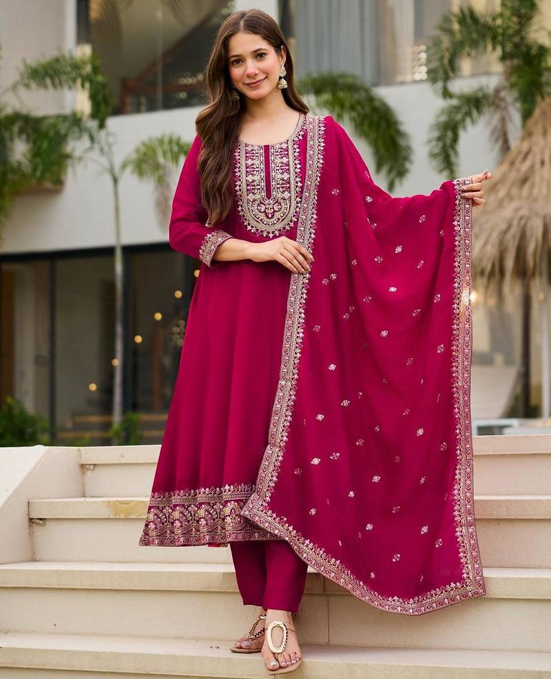 Women ethnic motifs embroidered panelled kurta with trousers & with dupatta