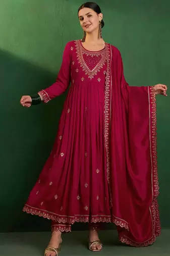 Women ethnic motifs embroidered panelled thread work kurta with trousers & with dupatta