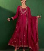 Women ethnic motifs embroidered panelled thread work kurta with trousers & with dupatta