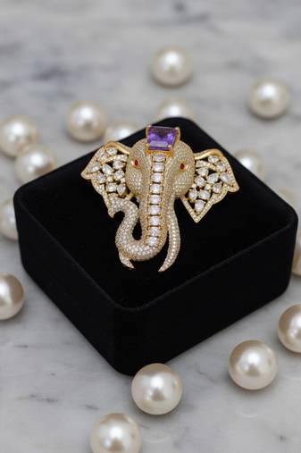 Unisex victorian polish elephant brooch with doublet moissanite polki