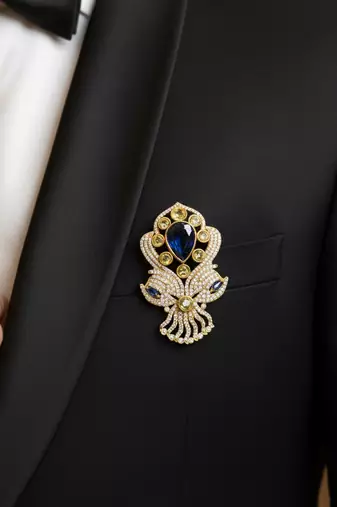 Unisex victorian polish blue doublet brooch with moissanite polki work