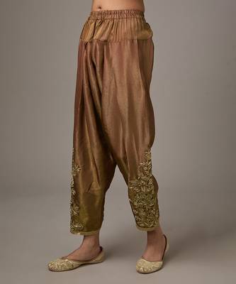 Pink embroidered net kurta set 3