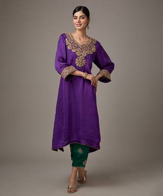 Purple embroidered satin kurta set 1