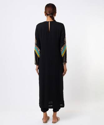 Black embroidered georgette kurta set 2