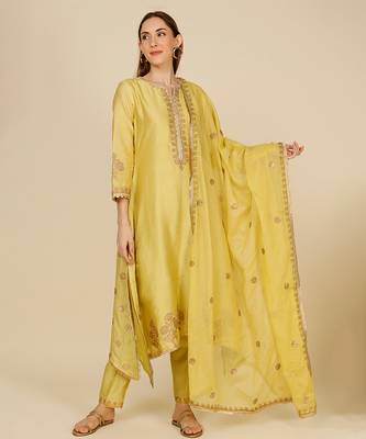 Yellow embroidered chanderi kurta set 1