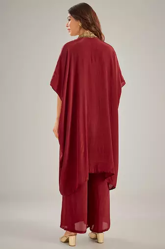 Maroon embroidered crepe kaftan set