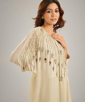 Ivory embroidered silk kaftan set 4