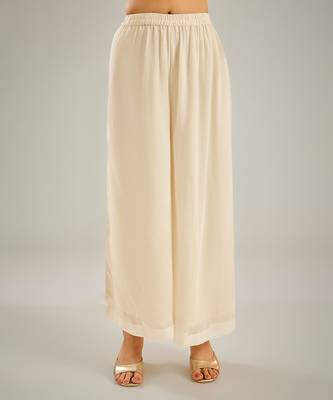 Ivory embroidered crepe kaftan set 3
