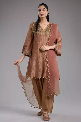 Pink embroidered tissue kurta set