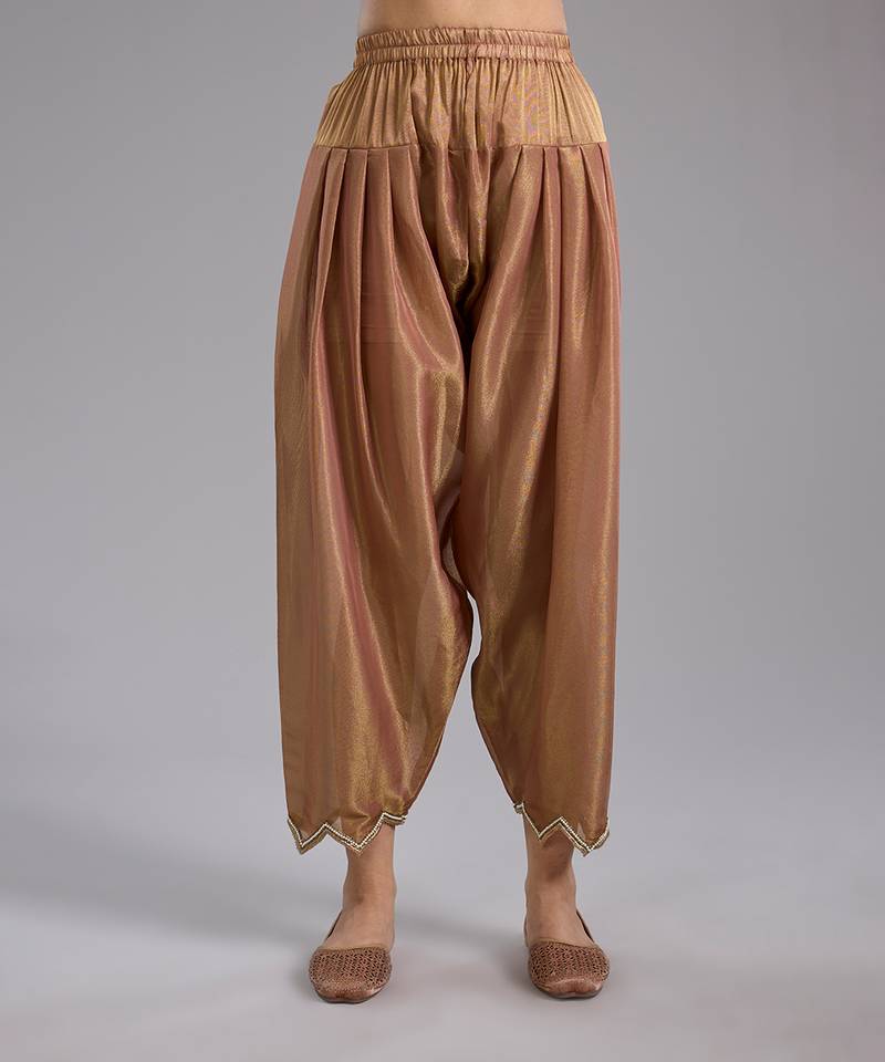 Pink embroidered tissue kurta set