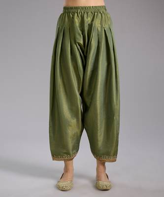 Green embroidered tissue anarkali 3